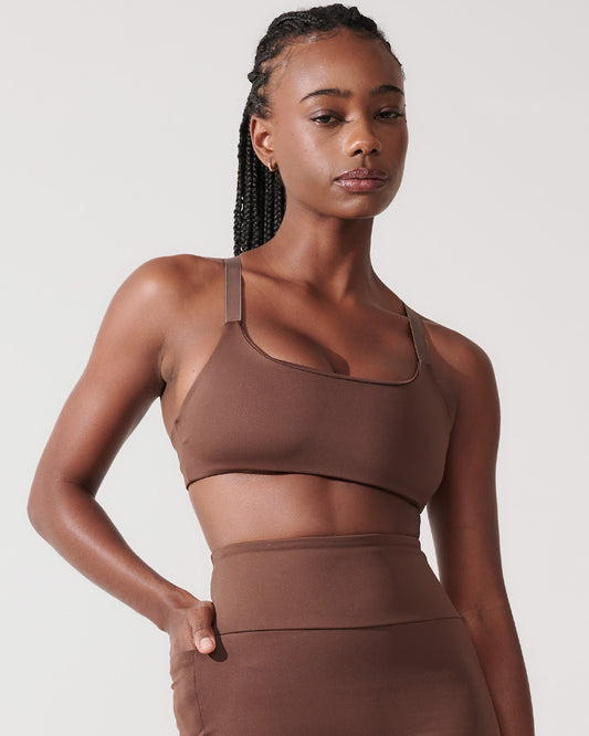 Top Fitness Média Compressão com Costas Cruzadas Marrom Café