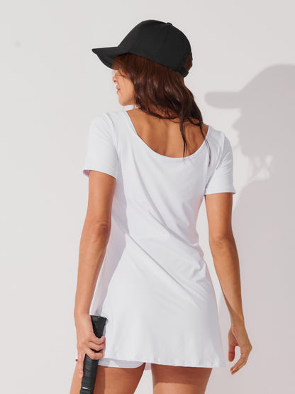 Vestido Fitness com Manga Curta e Shorts Branco